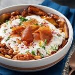 CHICKPEAS WITH FRIED BREAD AND YOGURT